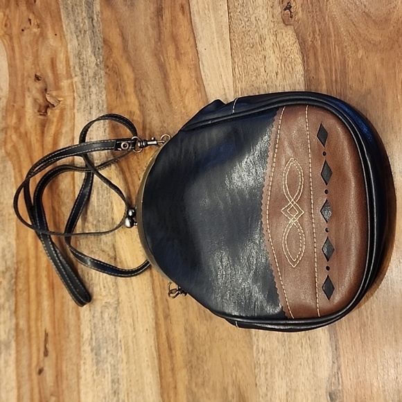 Handbags - Adorable Purse